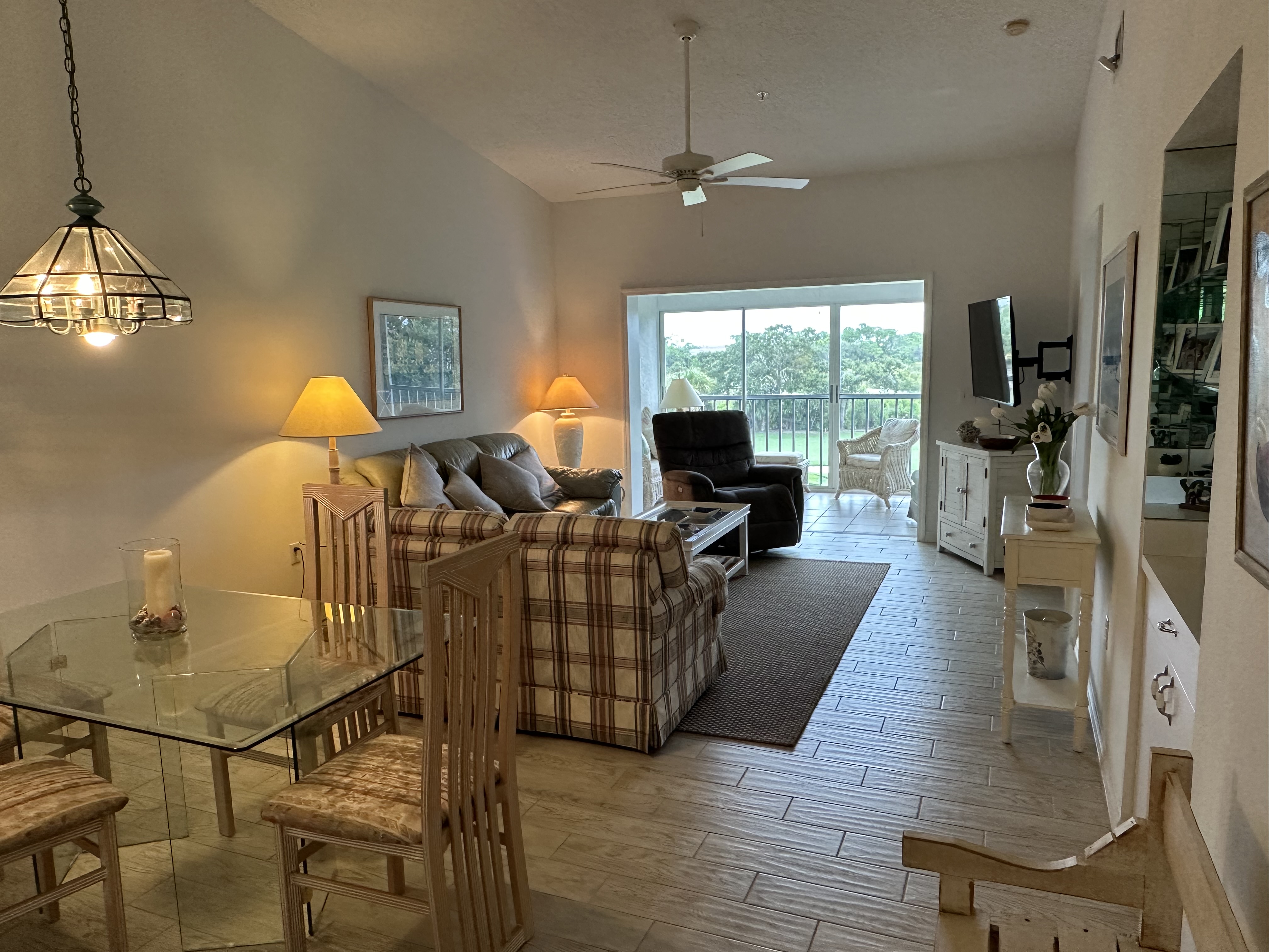 Listing# 124 Property Photo