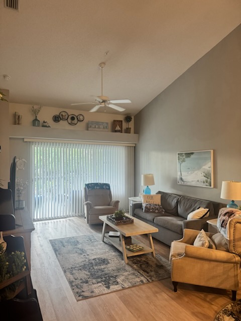 Listing# 152 Property Photo