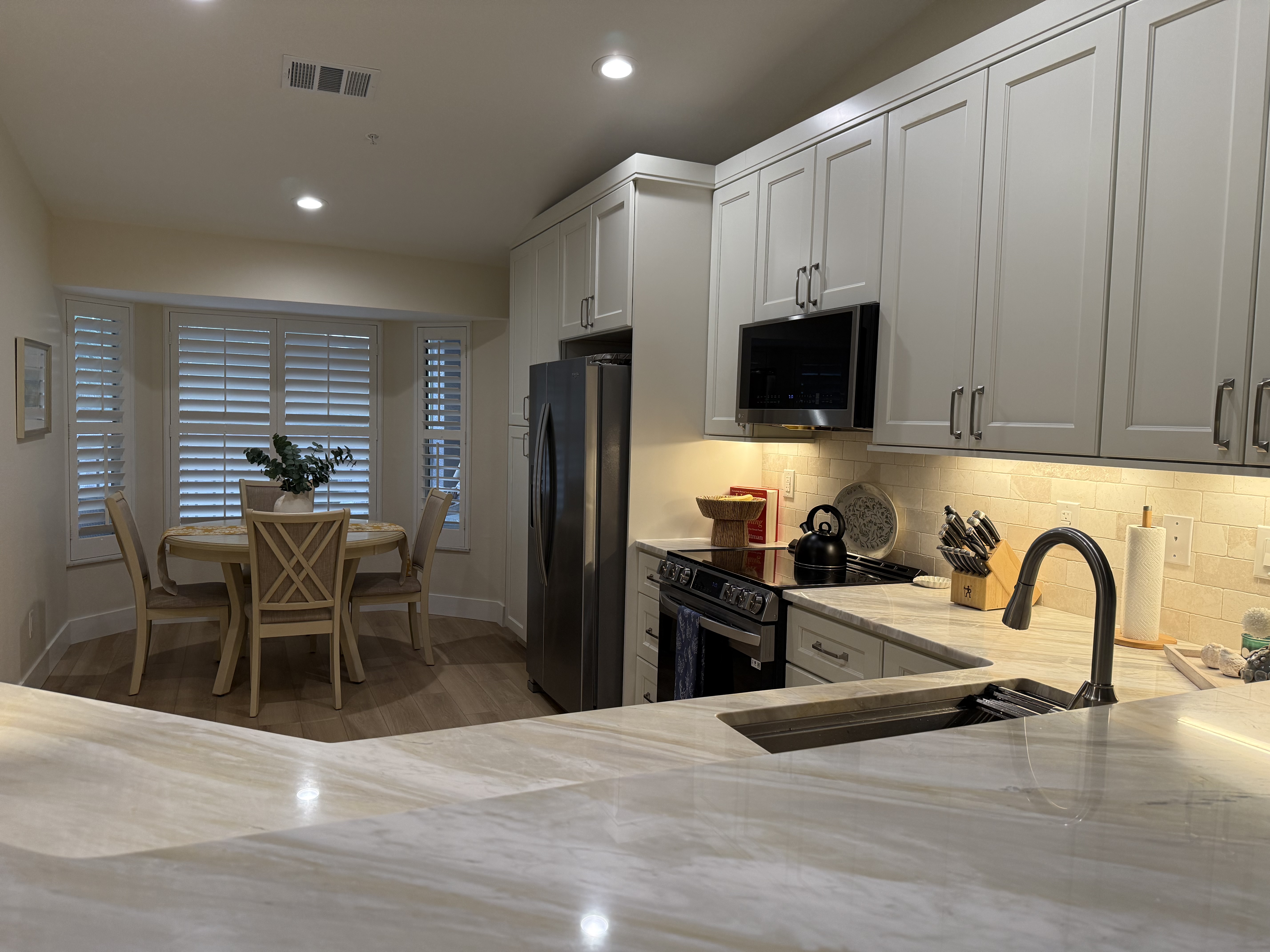 Listing# 179 Property Photo